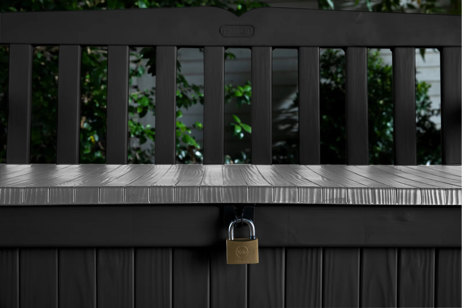 【Storage Shed】Solana Chic Elegant Wood-Look Storage Bench with Comfy Durable Weather Resistance Sitting