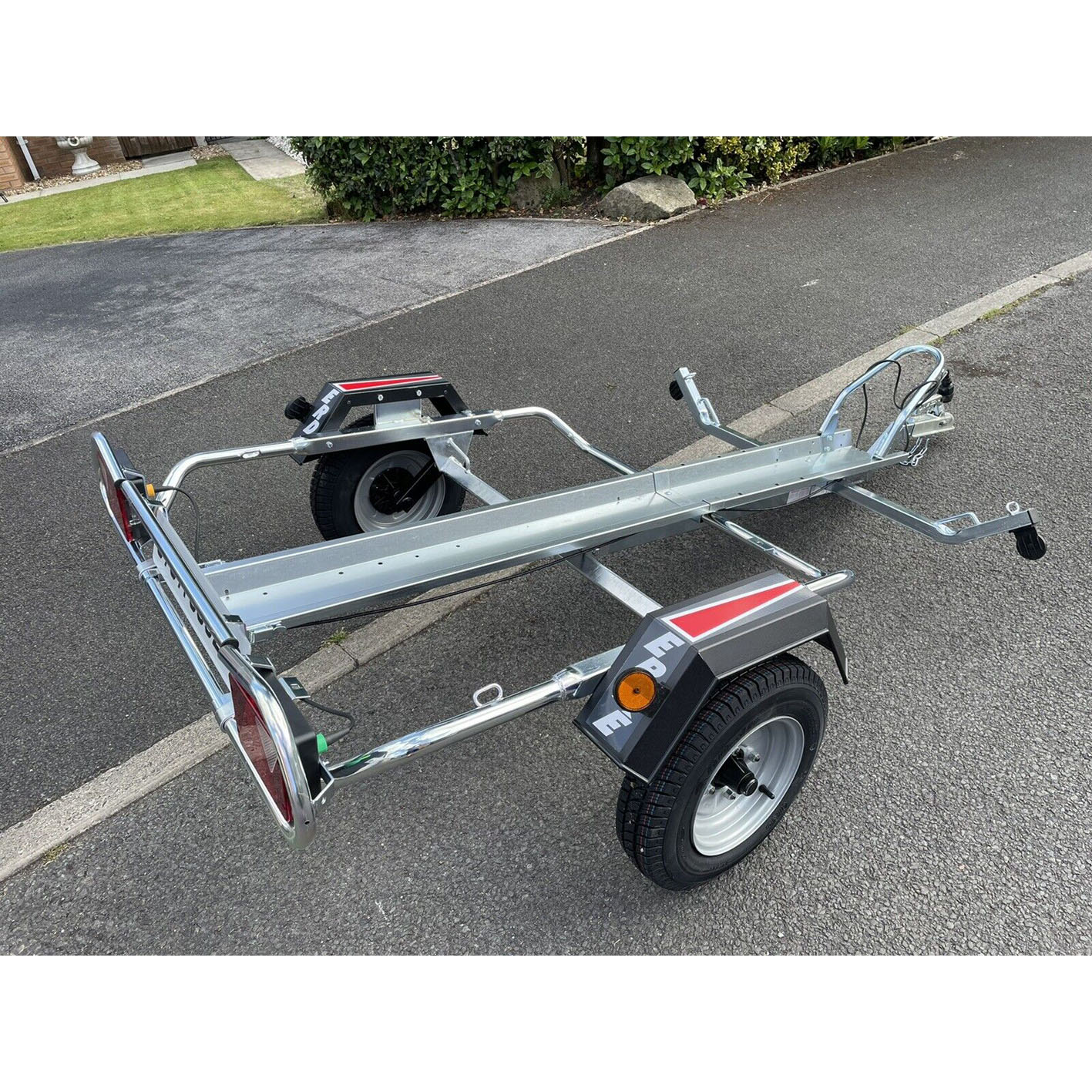 New ERDE PM310 Single Motorcycle Motorcycle Bicycle Trailer 300KG MGW + Spare Tire
