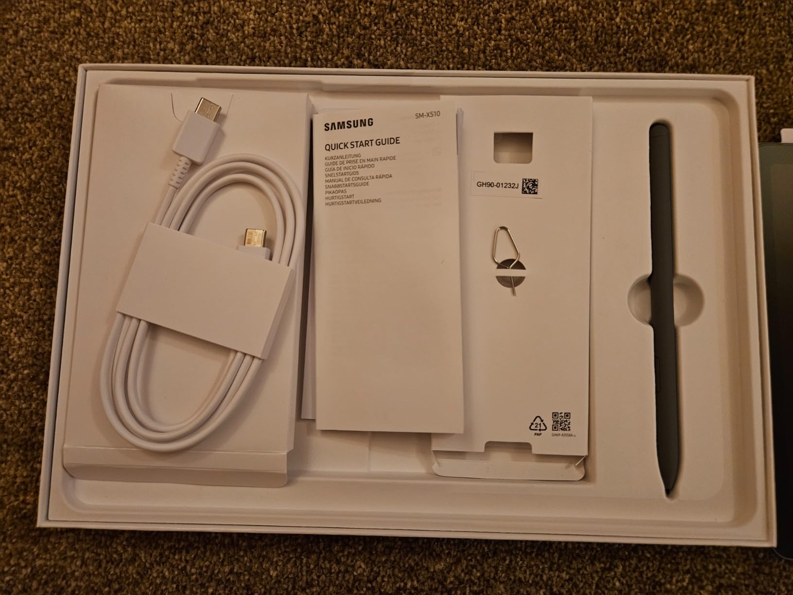 Samsung Galaxy Tab S9 FE Tablet with S Pen